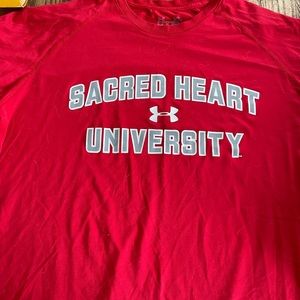 Under Armour previously worn Sacred Heart Mens size xl